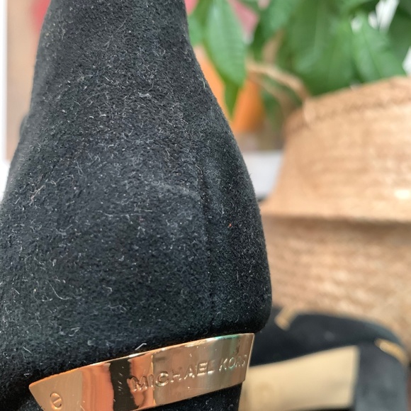 Michael Kors leather platform booties - Picture 2 of 4